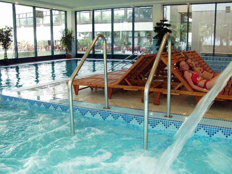 Hotel Magistern Konferencia Es Wellnesshotel Σίοφοκ Εξωτερικό φωτογραφία