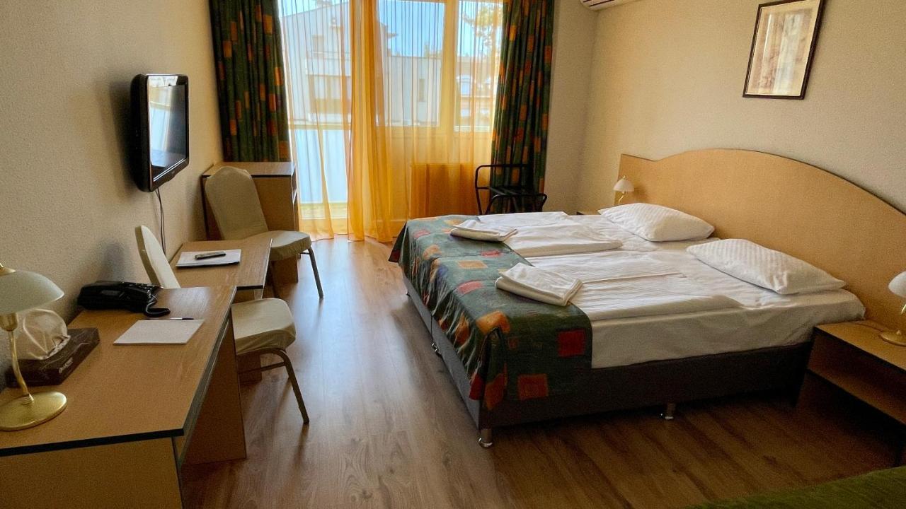 Hotel Magistern Konferencia Es Wellnesshotel Σίοφοκ Εξωτερικό φωτογραφία