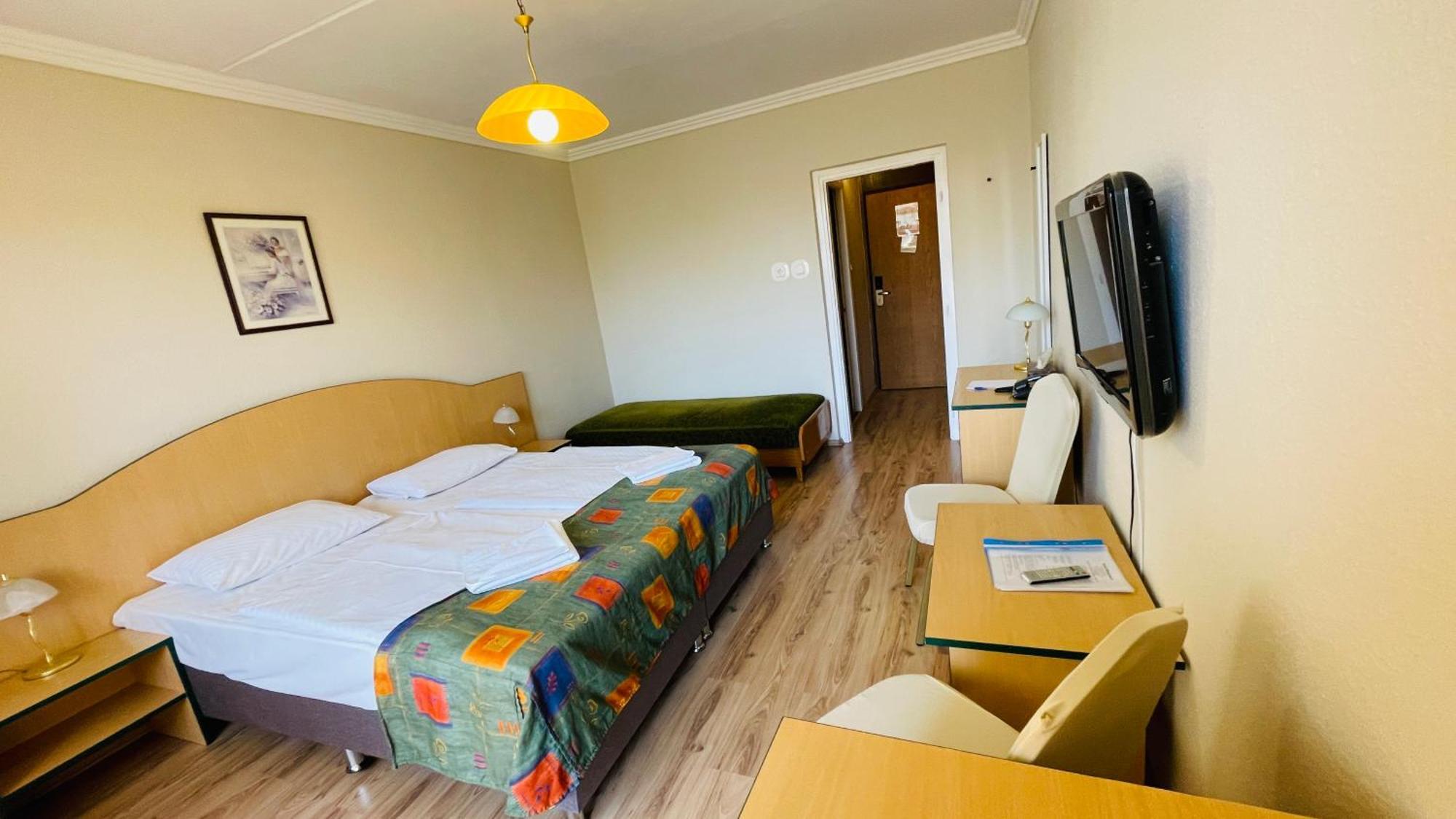 Hotel Magistern Konferencia Es Wellnesshotel Σίοφοκ Εξωτερικό φωτογραφία